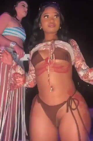 Pussy Slip On Live ENF ThisVid