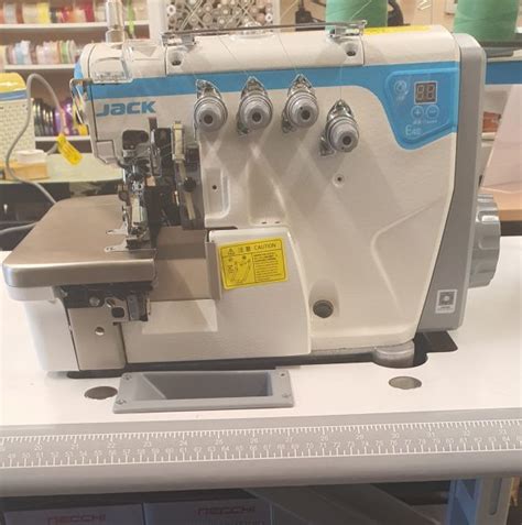 Jack E S Thread Overlocker Industrial Sewing Machine