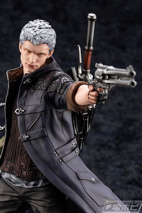 『デビル メイ クライ 5』最強の悪魔狩人・ダンテと若きデビルハンター・ネロのフィギュアが再販！｜電撃ホビーウェブ Note臨時出張所