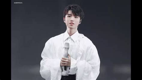 【tfboys 王俊凯】飯拍《恋爱ing》無時無刻都只想和你戀愛ing【karry Wang Junkai】 Youtube