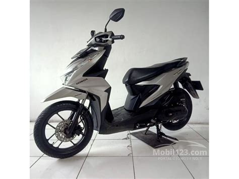 Jual Motor Honda Beat 2020 Cbs Iss 01 Di Jawa Barat Automatic Others