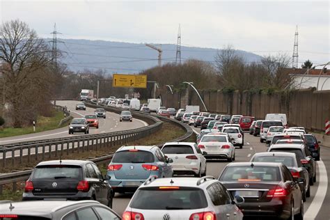 Baustelle Wieder Stau Auf Der B Verkehrslage Zeitungsverlag