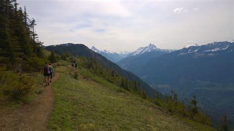 10 Best Hikes Near Vancouver - HIKES NEAR VANCOUVER