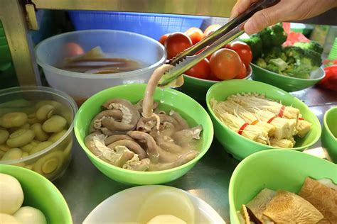 Guan Huat Yong Tau Foo 44 Year Old Ytf Stall With Super Gao Laksa Broth And Over 40 Ingredients