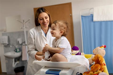 Consultation Chez Le Pédiatre Quand Et Pourquoi Faut Il Aller Le Voir