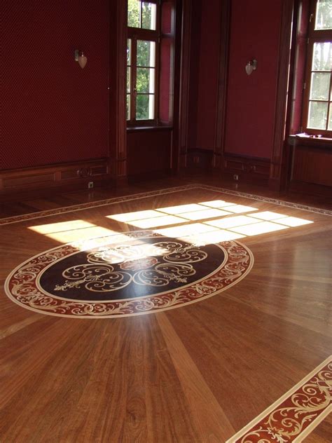 Venitian Oval Custom Medallion Design By Renaissance Floor Inlays