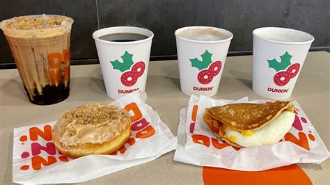 Every 2022 Dunkin Holiday Item Ranked Worst To Best