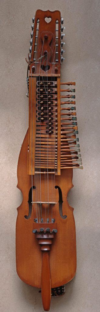 nyckelharpa – Benjamin R. Teitelbaum