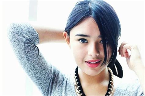 10 Artis Terpopuler Dan Tercantik Indonesia Tahun 2017