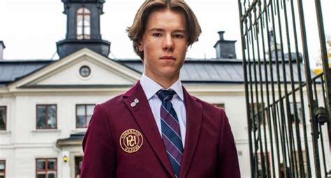 Сериал Молодые монархи 2 сезон: дата выхода 1 серии на Netflix