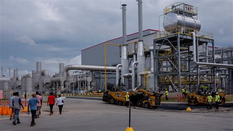 Clean Energy Projects Surge After Climate Bill Passage - The New York Times