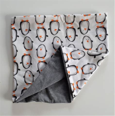 Hatching Scarf Gr.48 Penguins Grey - Etsy