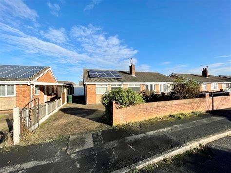 2 Bed Semi Detached Bungalow For Sale In Woodfield Road Armthorpe