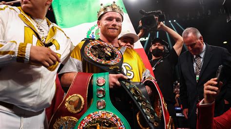 Back to middleweight? Canelo Alvarez 'much more likely' to fight Jermall Charlo - WireFan - Your ...