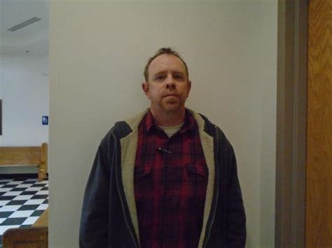 Kelly Mccool Violent Or Sex Offender In Unknown IN IN