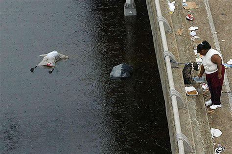 Hurricane Katrina Anniversary 40 Powerful Photos Of New Orleans After