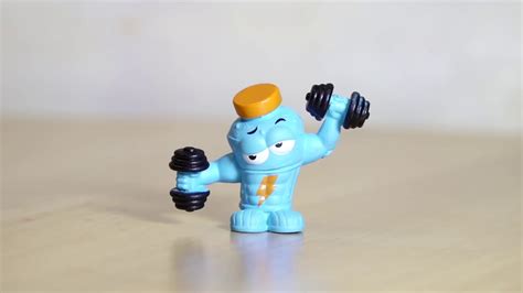 СПОРТИВНЫЕ МОНСТРИКИ! Zuru Smashers Спорт - YouTube