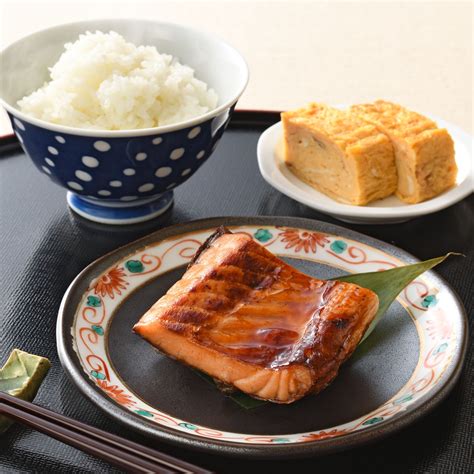 送料無料 鮭の味噌漬 新潟 割烹ふじ田 2切入 〔約240g×4〕 鮭 切り身【沖縄県・離島 配送不可】産直お取り寄せニッポンセレクト通販