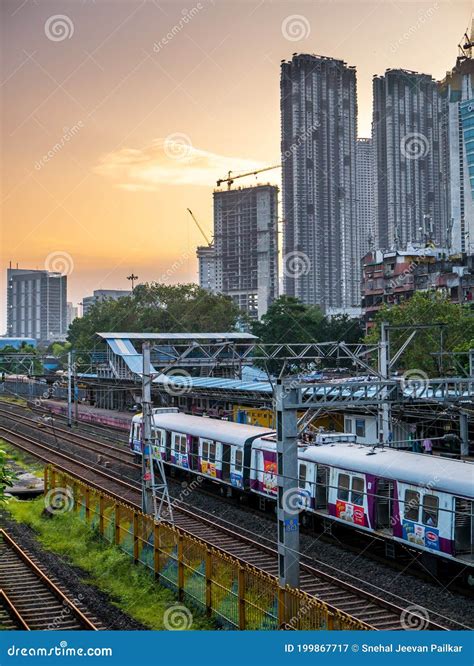 Mumbai Suburban Railway One Of The Busiest Commuter Rail Systems In