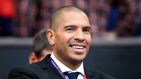 Stan Collymore Take Note A Stroll Down Memory Lane With Liverpool