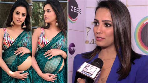 OMG! Anita Hassanandani Flaunts Her Huge BABY Bump