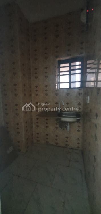 For Rent Miniflat Toilets Car Park Prepaid Alagomeji Yaba