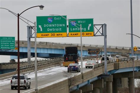 Southfield Freeway Ramp To I 96 Reopens After 5 Foot Hole Is Repaired