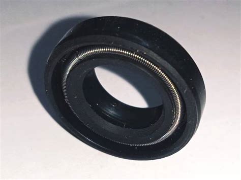 Резиновый сальник 12*20*5/7 насоса мойки Vector JS, Lavor, Karcher Про ...