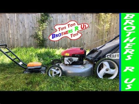 Lawn Mower | Kid Helps Dad Cut Grass with Toy Lawn Mower - Mowrs.com