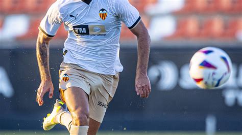 El Valencia CF lucirá en el Estadi Mallorca Son Moix la combinación de