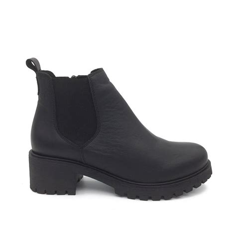 Walk shoes | Επώνυμα & ποιοτικά γυναικεία παπούτσια, τσάντες