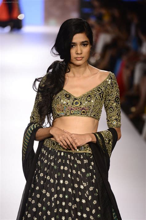 Model Walks For Arpita Mehta Show At LIFW Day 5 On 29th Aug 2015