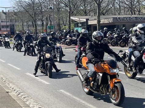 À Saint Lô près de 900 motards défilent contre le contrôle technique