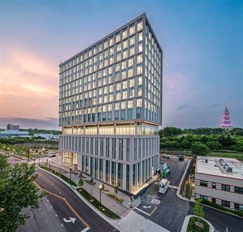 Hensel Phelps, Metro and Virginia Officials Celebrate Grand Opening of