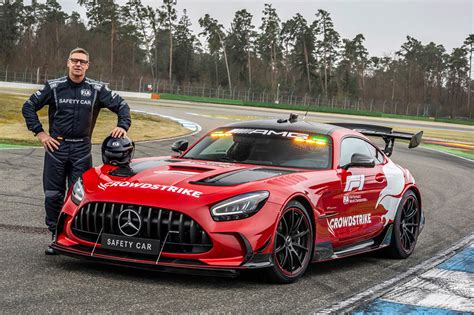 New Official Fia Safety Car And Medical Car From Mercedes Amg For