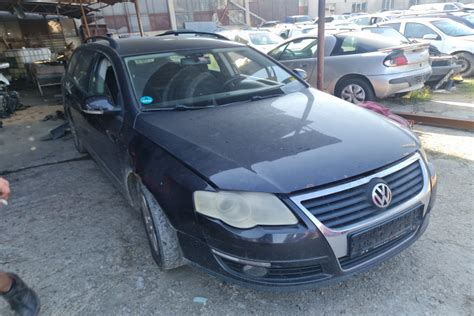 Dezmembram Volkswagen Vw Passat B Wagon Usi Tdi Mt