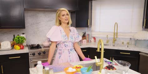 Paris Hilton Shares Her Favorite Weekend Brunch Recipe on "What's Cooking?"