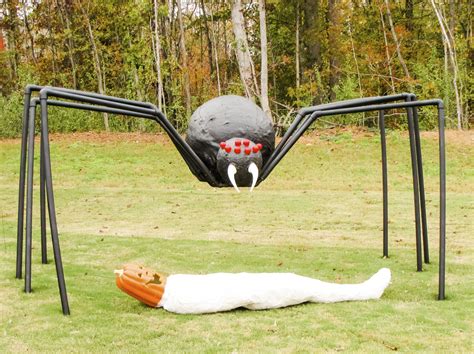 Creative Approaches To Diy Giant Spiders For Halloween Off