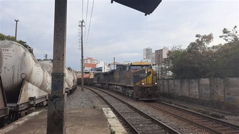 Trem de minério vazio da MRS Logística dupla de locomotivas GE