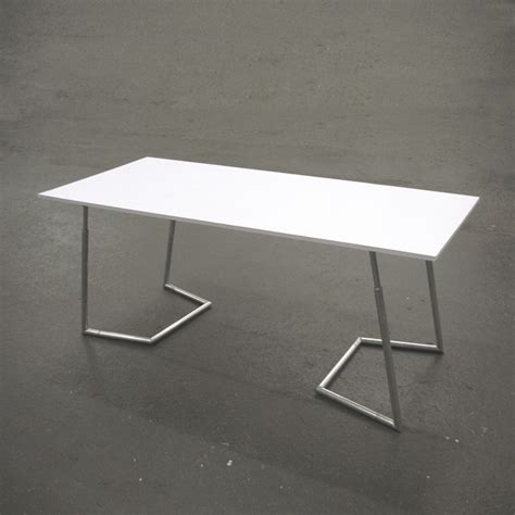 trestle table | designboom.com