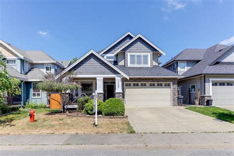 538+ Langley Houses for Sale | Zolo.ca