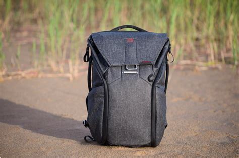 5 Advantages of Using EDC Bags - A Nation of Moms