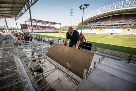 Le Chantier De La Nouvelle Tribune Du Stade Montpied D J En Marche