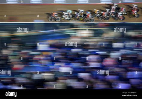 Netherlands Kirsten Wild Left Wins The Women S Scratch During Round