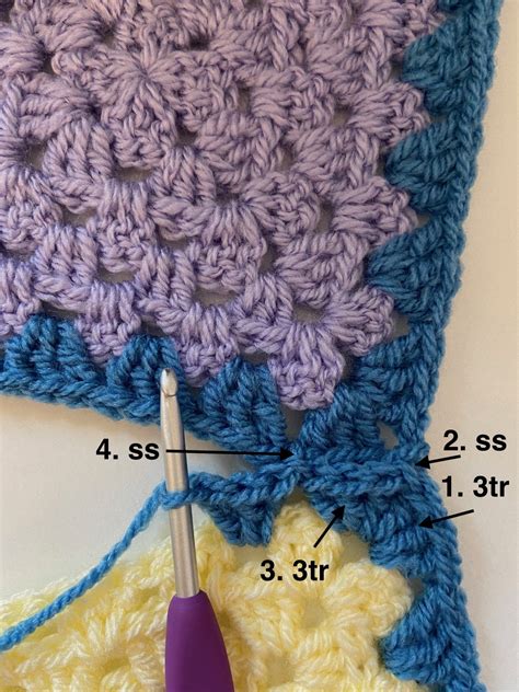 Joining Granny Squares Join As You Go Method The Crochet Swirl