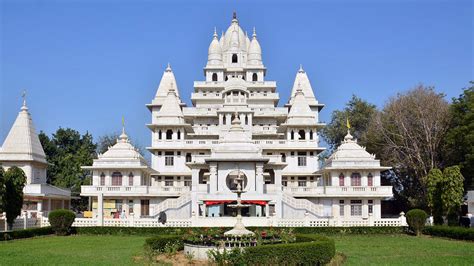 Famous Temples In Mathura And Vrindavan You Should Know About