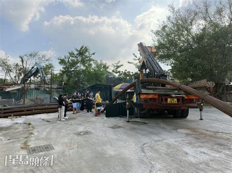 奪命工傷｜元朗屏山吊臂車鋼筋甩勾擊斃男司機 親屬拜祭落淚 星島日報