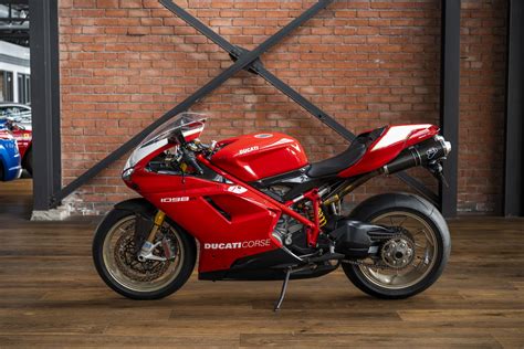 Ducati 1098R (12) - Richmonds - Classic and Prestige Cars - Storage and ...