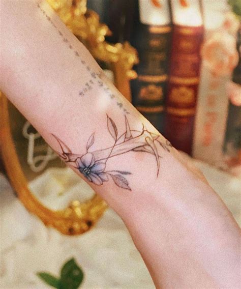 30 Unique Thorn Tattoos You Can Copy Xuzinuo Page 7