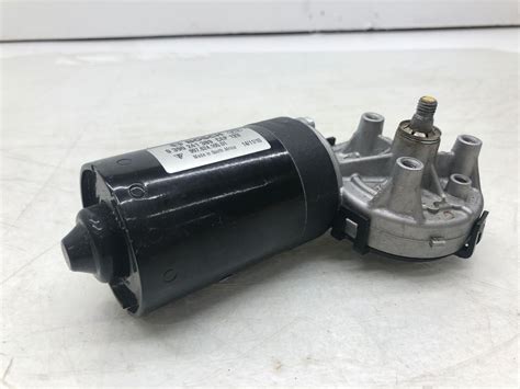 Porsche Boxster Front Windshield Wiper Arm Motor